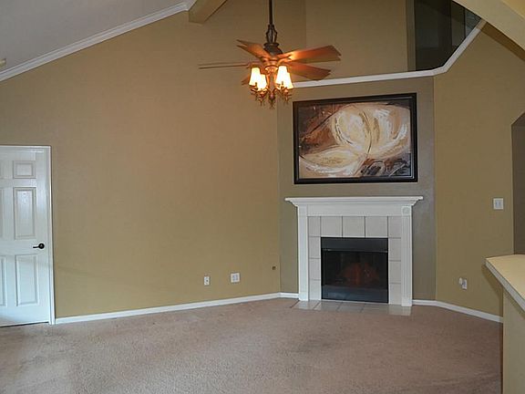 3rd image of 203 Cedar Lake Dr