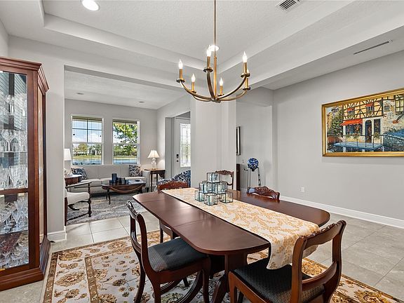 4th image of 105 Peace River Ct