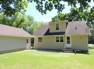 34540 Bassett Rd, Burlington, WI 53105