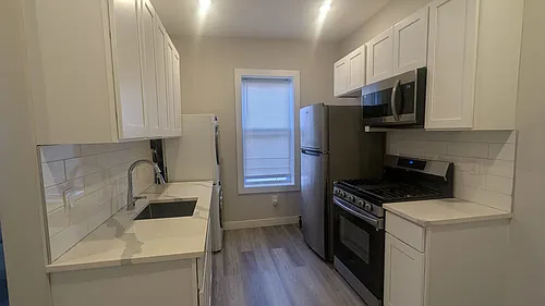 863 Pavonia Ave #12 Photo 1