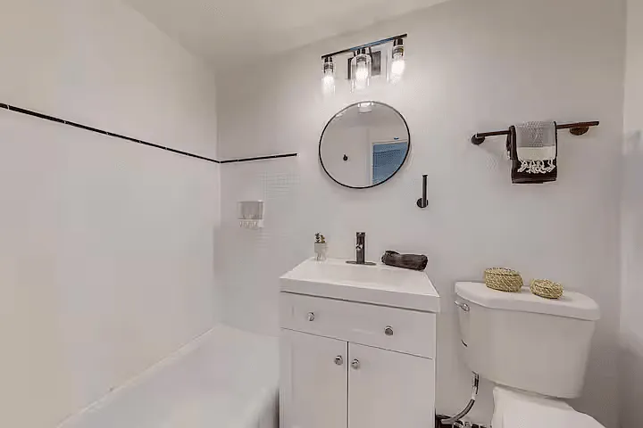 720 Truman St NE #1 — Photo 9