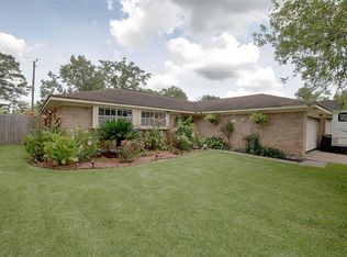 4204 Queenswood St, Baytown, TX 77521