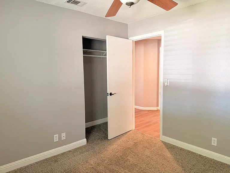 4757 Racetrack Cir — Photo 8
