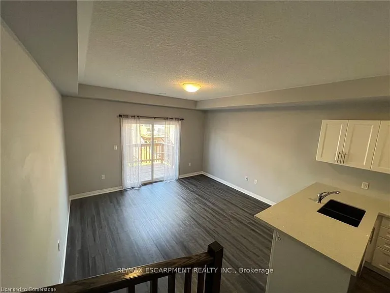18 Aqua Ln — Photo 11
