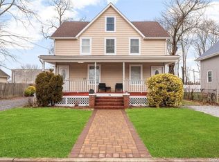 13 Maple Ave, Port Jefferson Station, NY