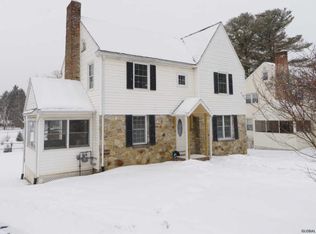 14 Ridgefield St, Albany, NY 12208