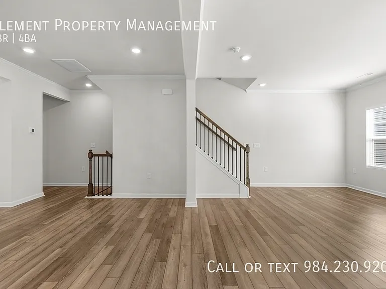 1009 Belloak Way #1 — Photo 15