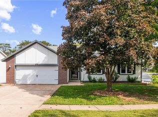 2160 NE Concord St, Lees Summit, MO 64086