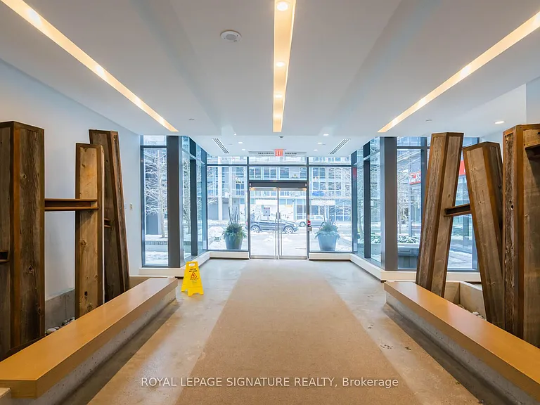 1030 King St W #456 — Photo 33