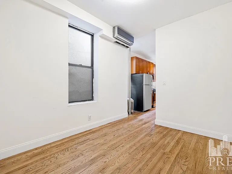 227 E 81st St #4W — Photo 2