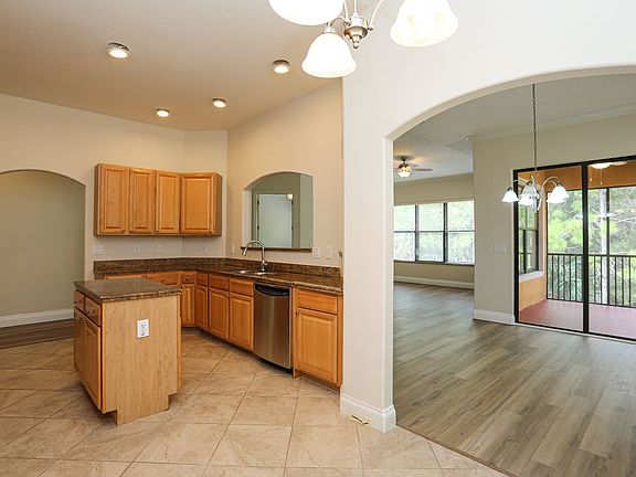 4th image of 1256 Carpazi Ct APT 4
