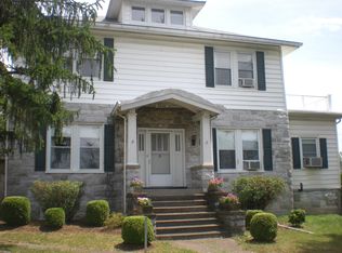 8046 Main St, Middletown, VA 22645