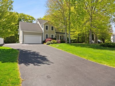 90 Sutherland Dr, Somerset, MA, 02726