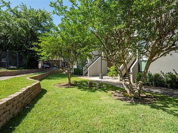 2nd image of 935 La Posada Dr #247