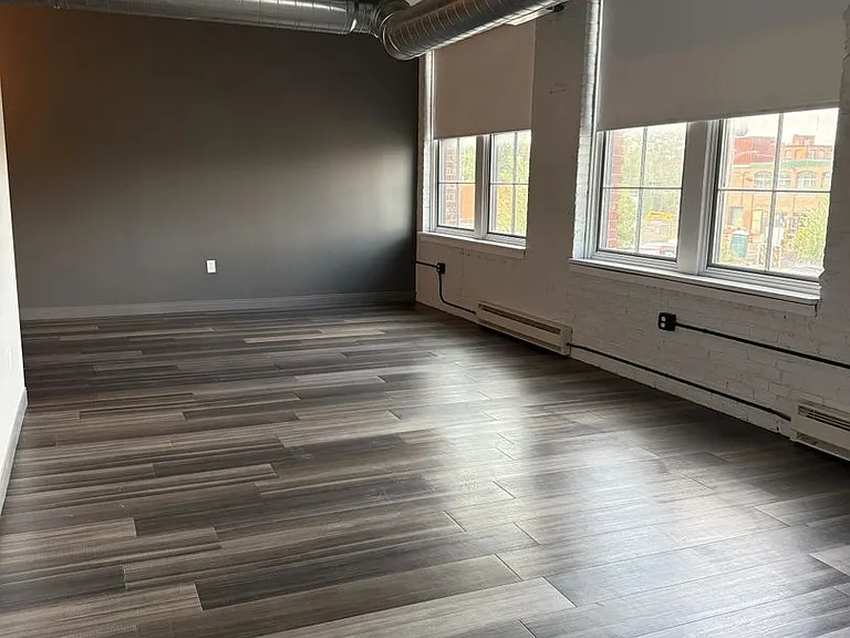 Oak Knitting Mill Apartments Franklin Square Available — Photo 22