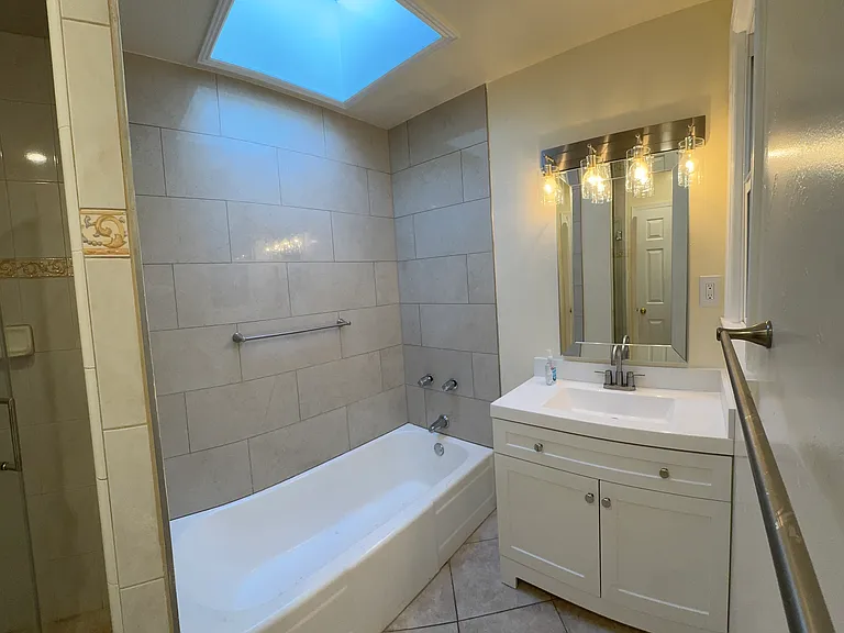 126 Margaret Ave — Photo 26
