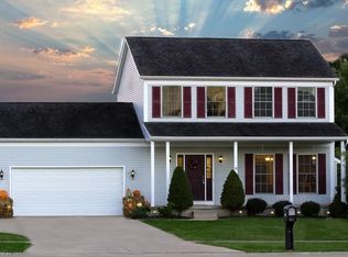 1079 Duxberry Dr, Ravenna, OH 44266