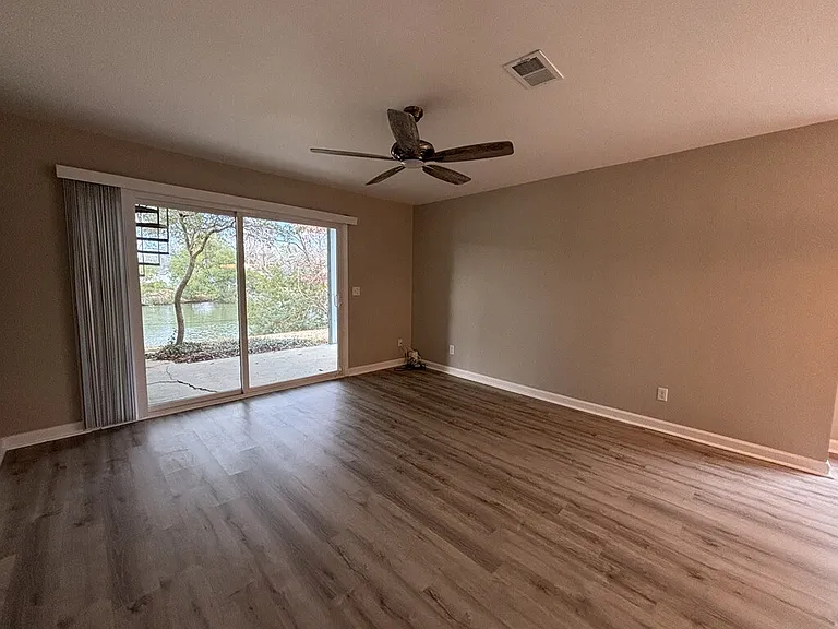 8483 Yadkin Cir #D — Photo 15