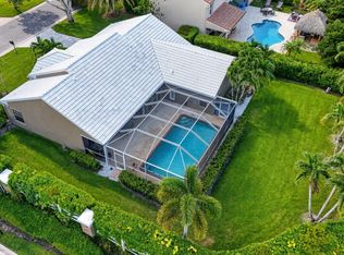 1011 Woodfield Cir, Palm Beach Gardens, FL 33418