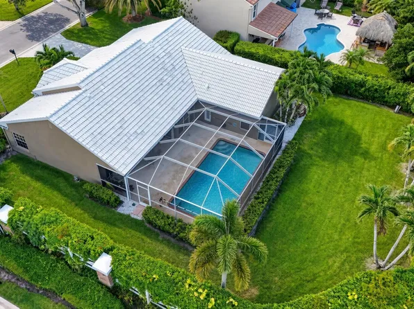 1011 WOODFIELD Circle, Palm Beach Gardens, FL 33418