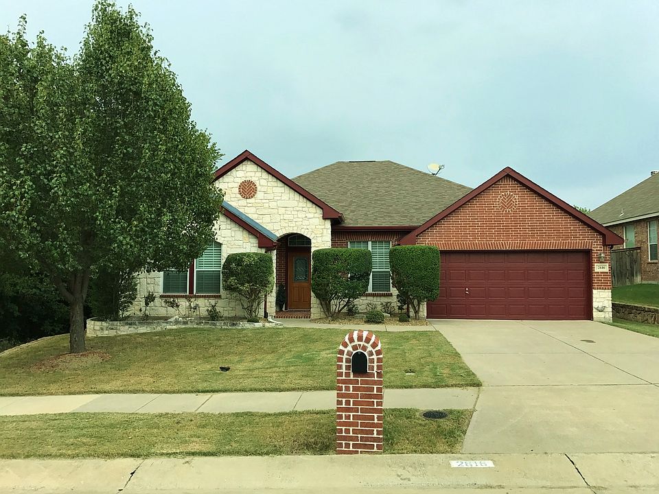 1st image of 2616 Oakland Way