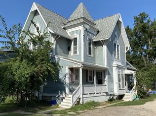 925 10th St APT C, Marion, IA 52302
