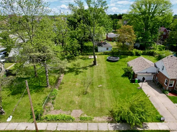 0 Greenleaf St, Roseville, MI 48066