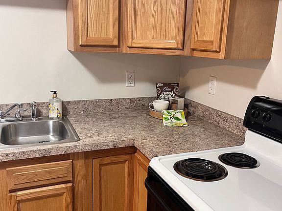 4th image of 4208 Shore Dr #4