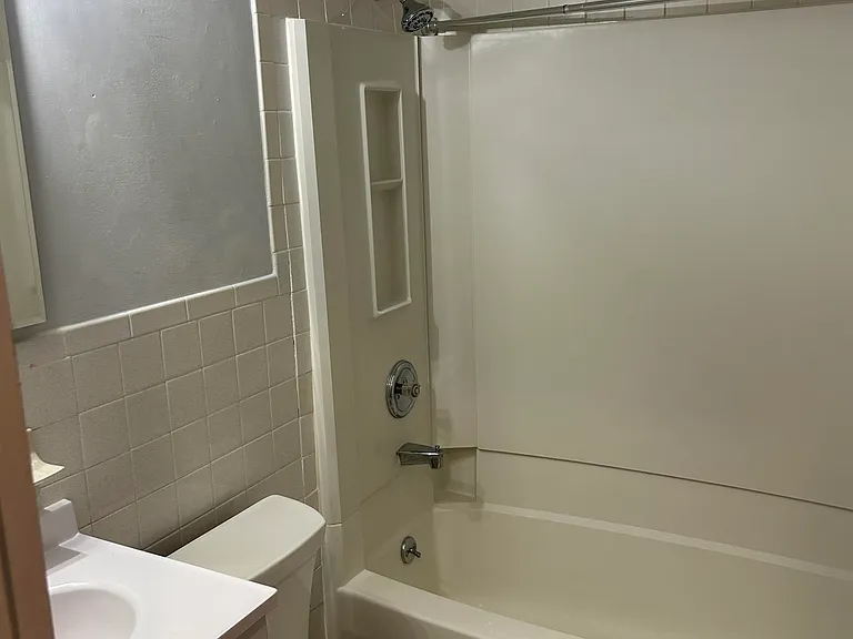 148 Undercliff Ave #4 — Photo 7