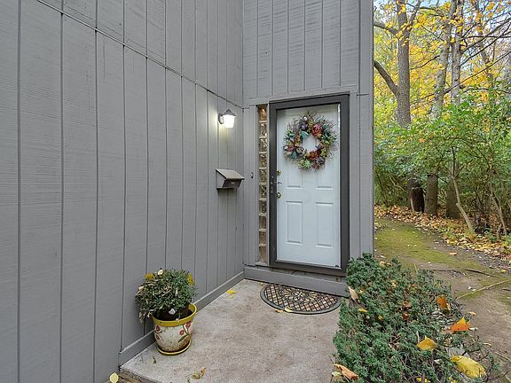 5th image of 332 Olentangy Forest Dr #5-D