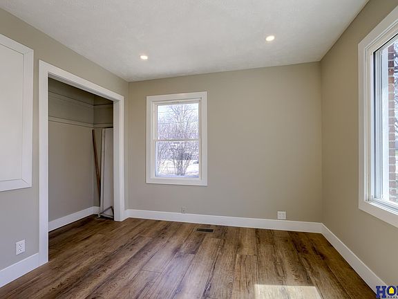 3rd image of 5500 Randolph St