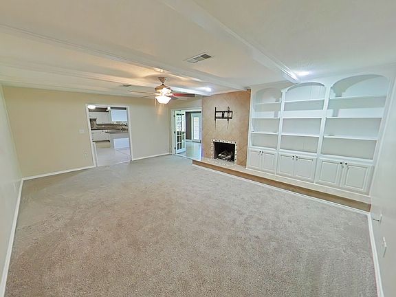 3rd image of 2307 NW Crosby Park Blvd