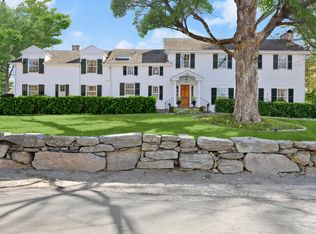 416 Erskine Rd, Stamford, CT 06903