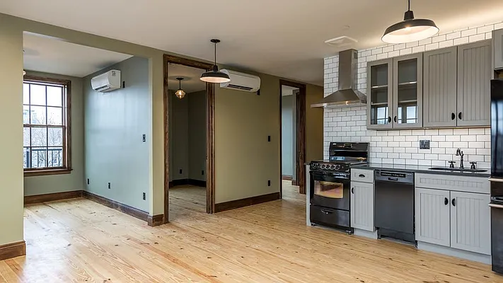 Rented by Nooklyn NYC LLC | media 57