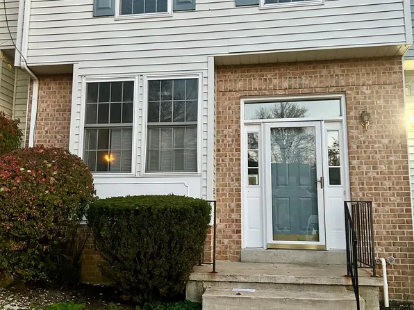 21 Samantha Ct, Owings Mills, MD 21117