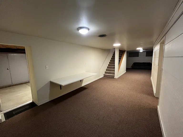 4895 Golden Ct — Photo 35
