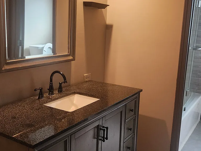 5961 Lynnbrier Ave — Photo 18