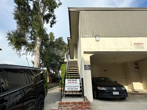 2nd image of 11621 Darlington Ave APT 14