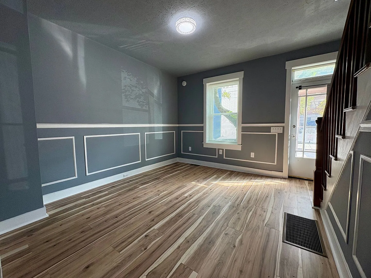 2 Bedroom 1 Bathroom in Lancaster! — Photo 4