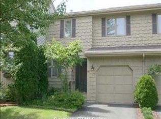 26 Cortland Way, Newington, CT 06111