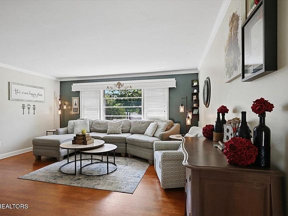 5th image of 1604 Linda Ln