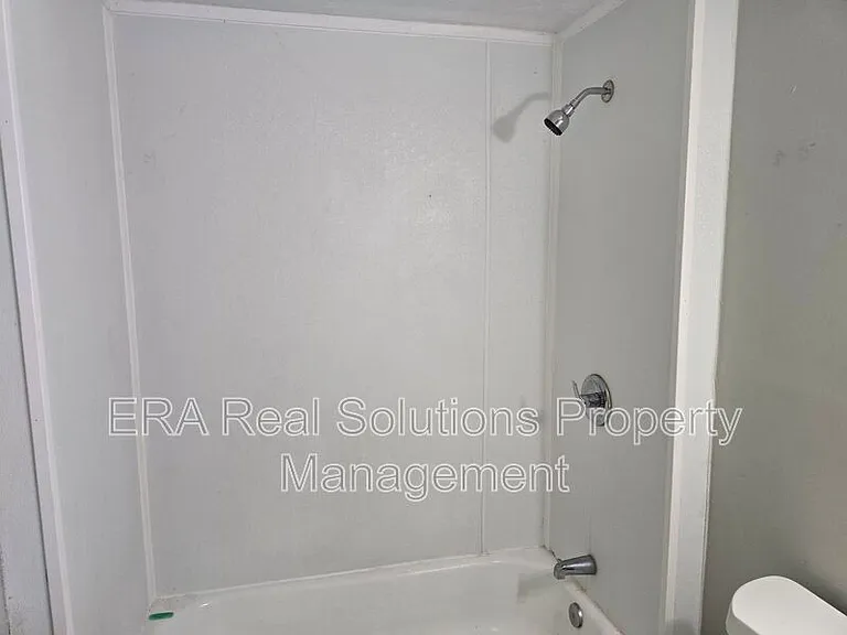 3607 Sackett Ave #3 — Photo 9