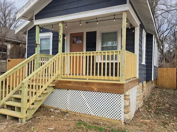 2106 E 59th St, Kansas City, MO 64130