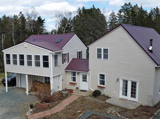 31 Kingsley Farm Rd, Gouldsboro, ME 04607