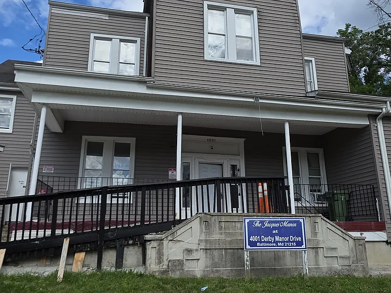 4001 Derby Manor Dr #1E — Photo 9