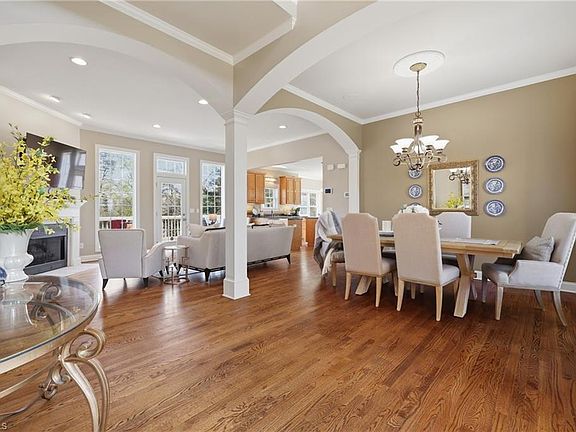 4th image of 48 Oakdale Dr