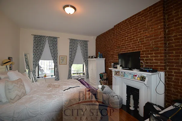 Rented by City Stop Realty | media 33