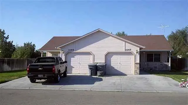 1146 NW Dogwood Cir #1147