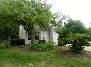 1143 Bradbury Cir, Carol Stream, IL 60188