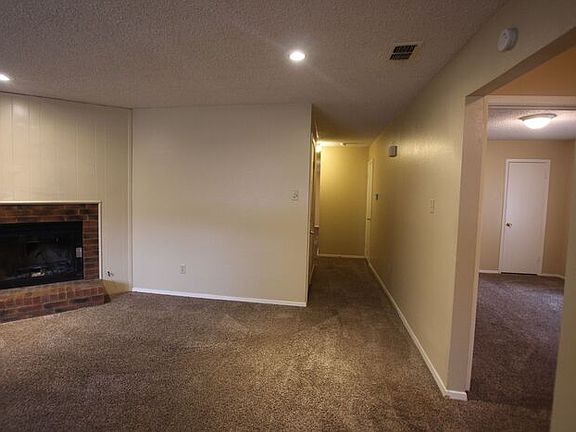 2nd image of 4508 Edinburgh Dr